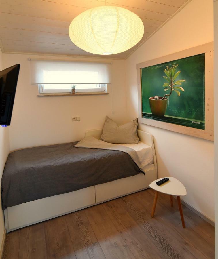 Petit-Chalet Am Hainer See Rötha エクステリア 写真
